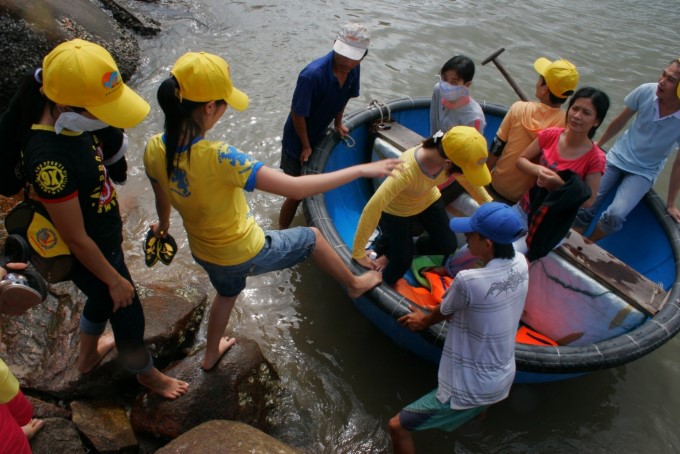 Teambuilding Thoát khỏi đảo hoang